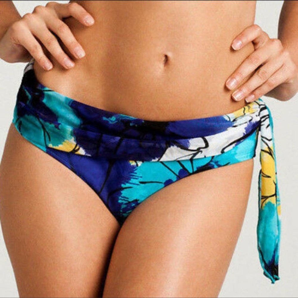 NWT Be Creative Bikini Bottoms